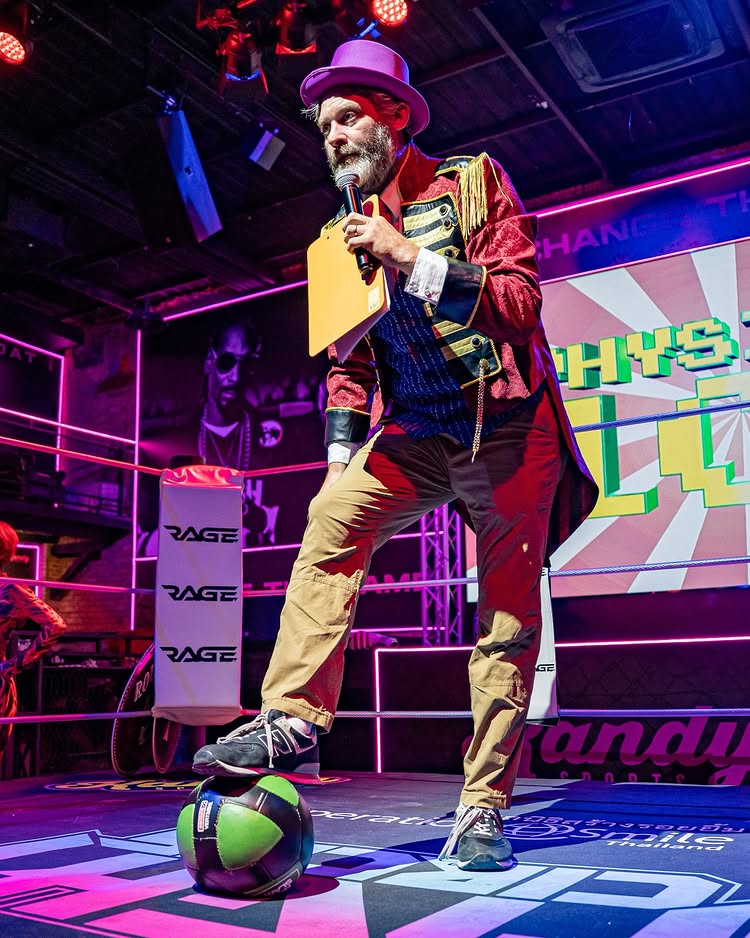 King of The Ball & Wheel Chair Boxing brought to you by @fightcircus x @kandy_thailand