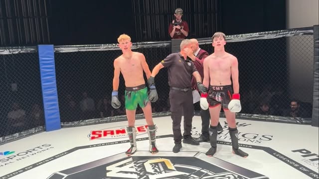 Noel Harmon takes the win on all 3 judges cards to kick off #Clanwars55!!!