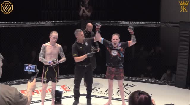 @mick_mcbride1 ( @newera.mma ) got the UD victory at @clanwarsmma 55 and won the Bantamweight Title 💯👊👑