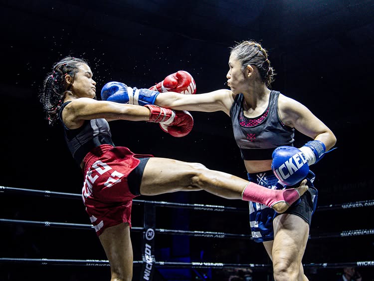 Petch Kaimook VS Jamie Jun