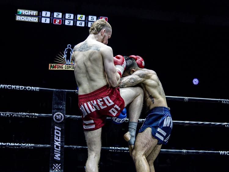 Skarphedinn VS Ahmad