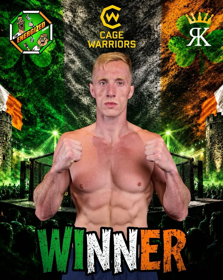@stephencostello_mma ( @sbgireland ) gets the 2nd rd Sub win at @cagewarriors 208 in London 💯👊🇮🇪