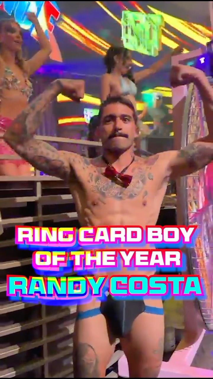 Ladies and gentlemen. Fight Circus presents: The FIRST EVER male ringcard girl @randy_costa He is truly in a league of his own. (Yes that’s Death Sentence)