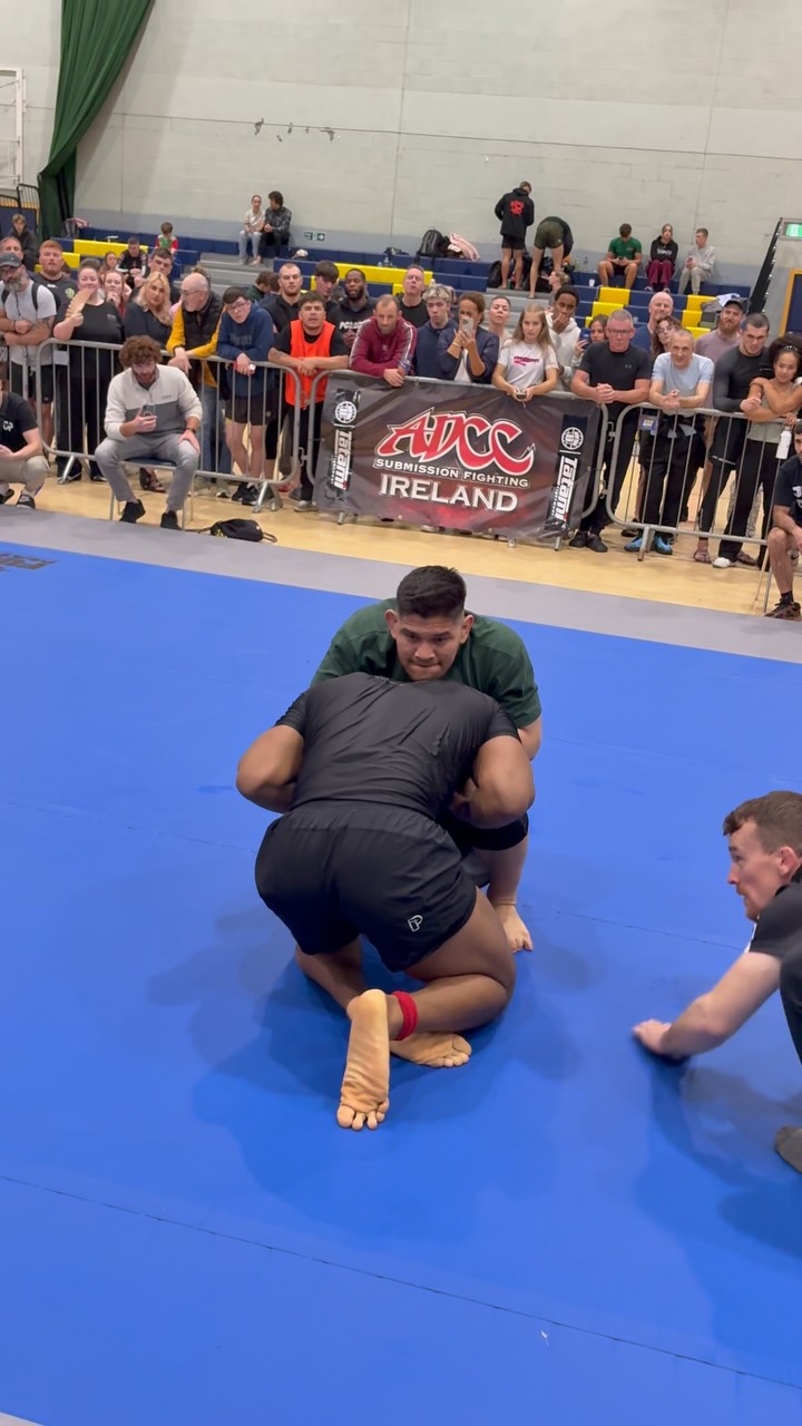 @erick_souzabjj with the spectacular finish win at @adccireland