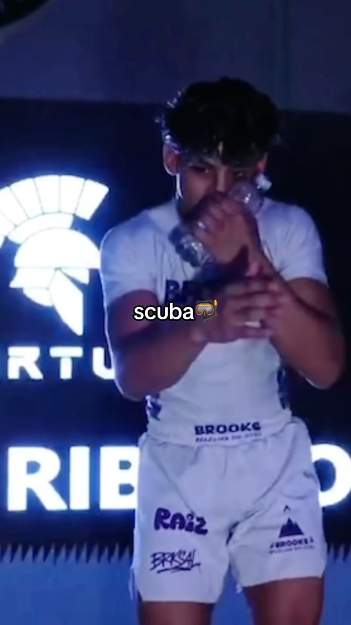 full send scuba typa guy 🤿