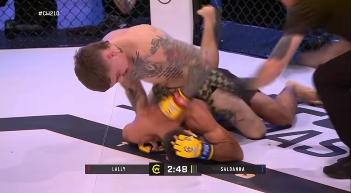 @maximuslally ( @sbgcharlestown ) earned a €1K Bonus for his win @cagewarriors 210 Dublin 👊🦍🇮🇪