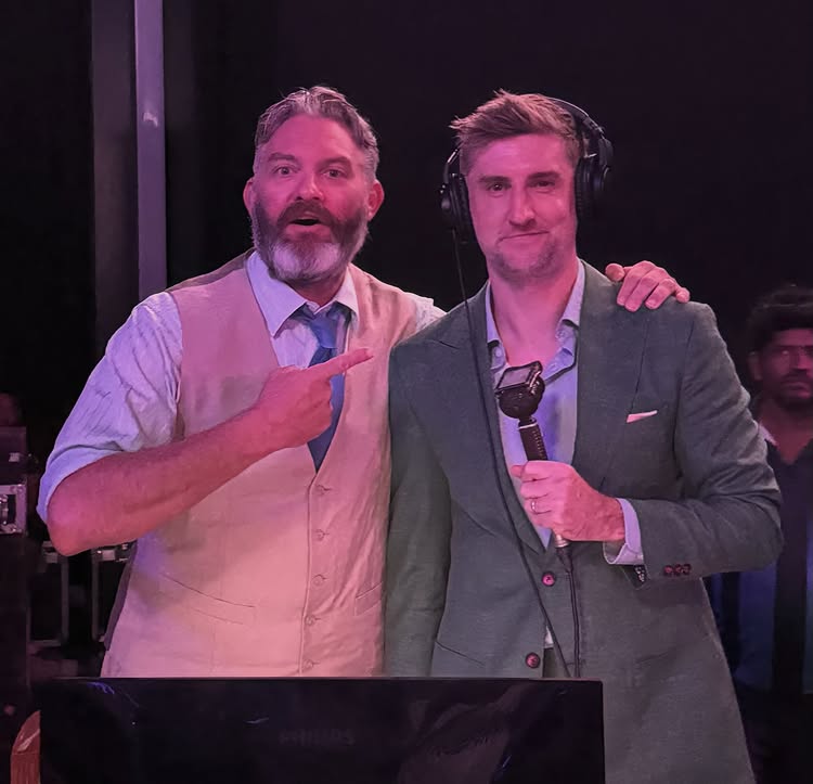 Getting to speak about the Arts for a living is incredible - getting to do it with your best mates is even better 🎤🥊🫶 @zulcanfc