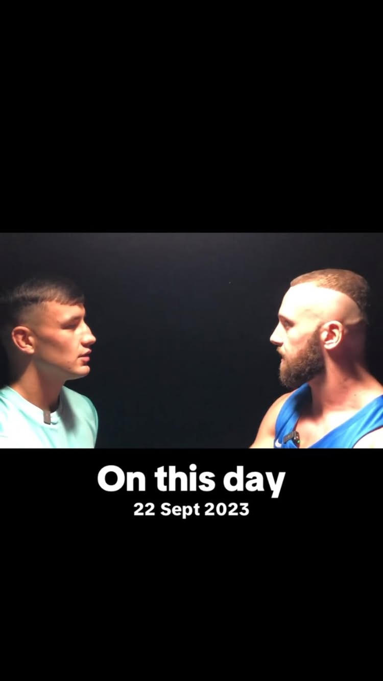 Both men are now at the top of the game ! Brian Manning & Senan Coakley doing media ahead of their amateur title fight at CL19 😮