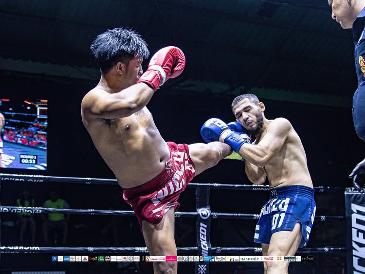 🔴 Super Tik Supergirl Jaroonsak Muay Thai 🇹🇭