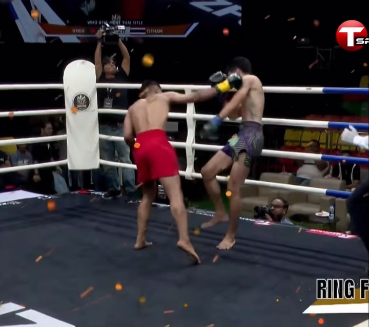 @jonnuttfc rocking the mic on commentary as @thegoldenboyomeo delivers a stunning finish in the main event at @zulcanfc II 🇧🇩🥊